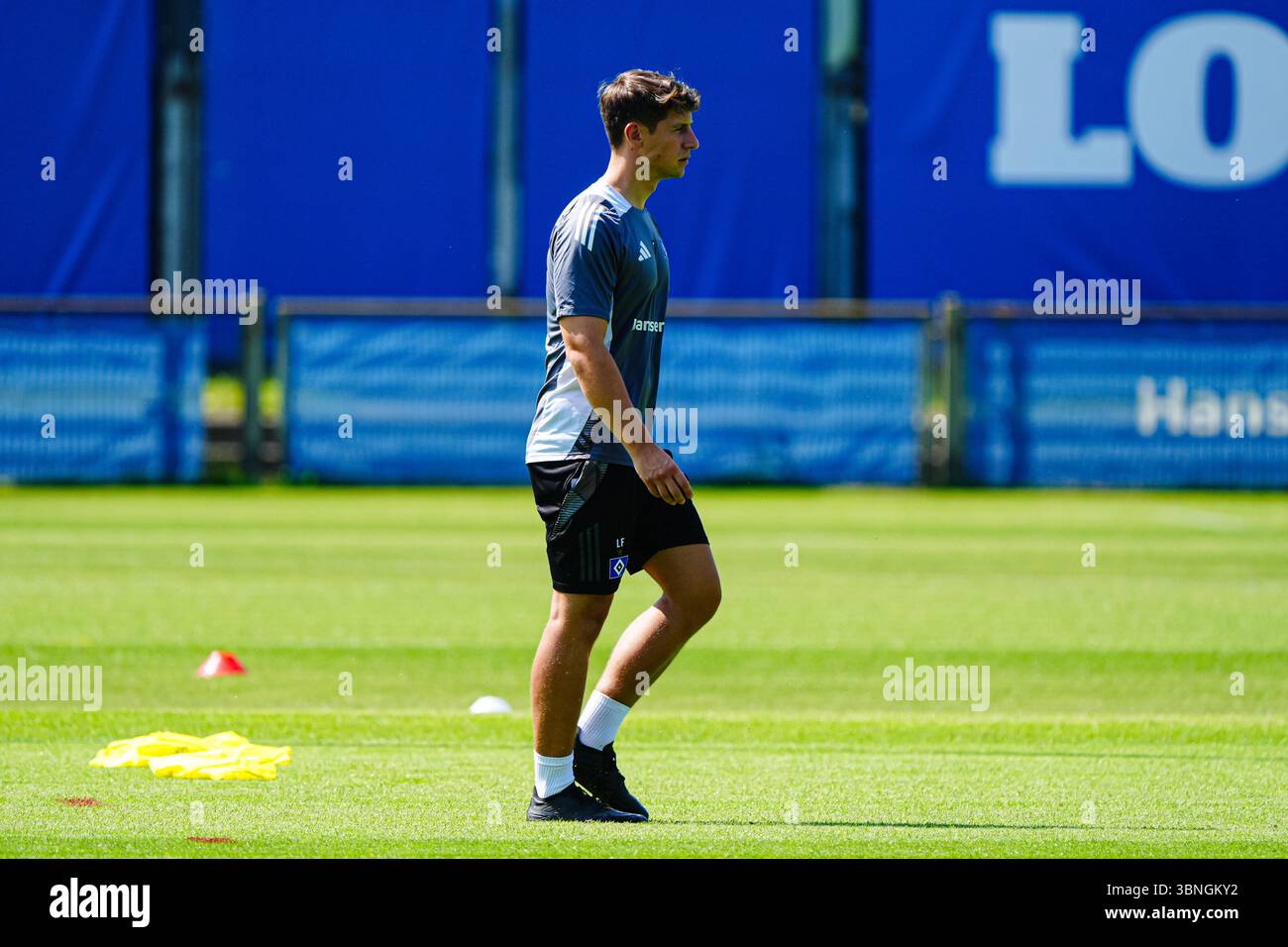 Loic Fave (Hamburger SV, Co-Trainer) GER, Training Hamburger SV ...