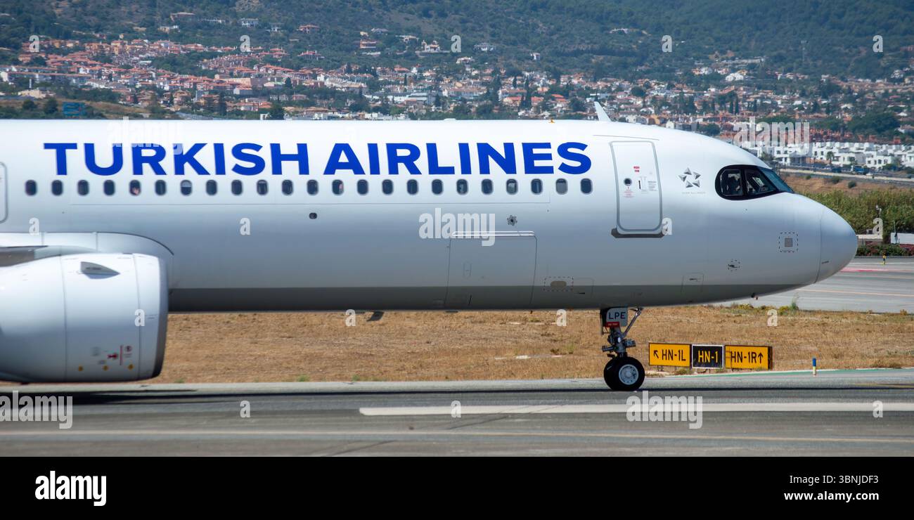 Turkish Airlines Airbus A321-271NX (REG: TC-LSK) NEO version of