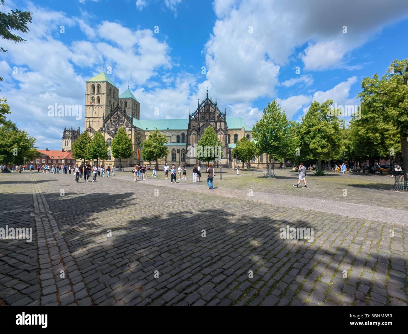 Domplatz mit St. Paulus Dom. Münster, Nordrhein-Westfalen, DEU ...