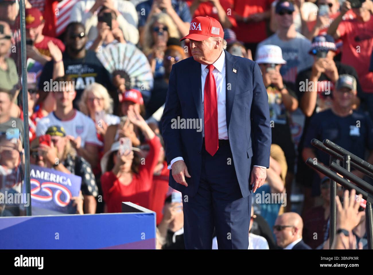 trump crowds july 4 2025