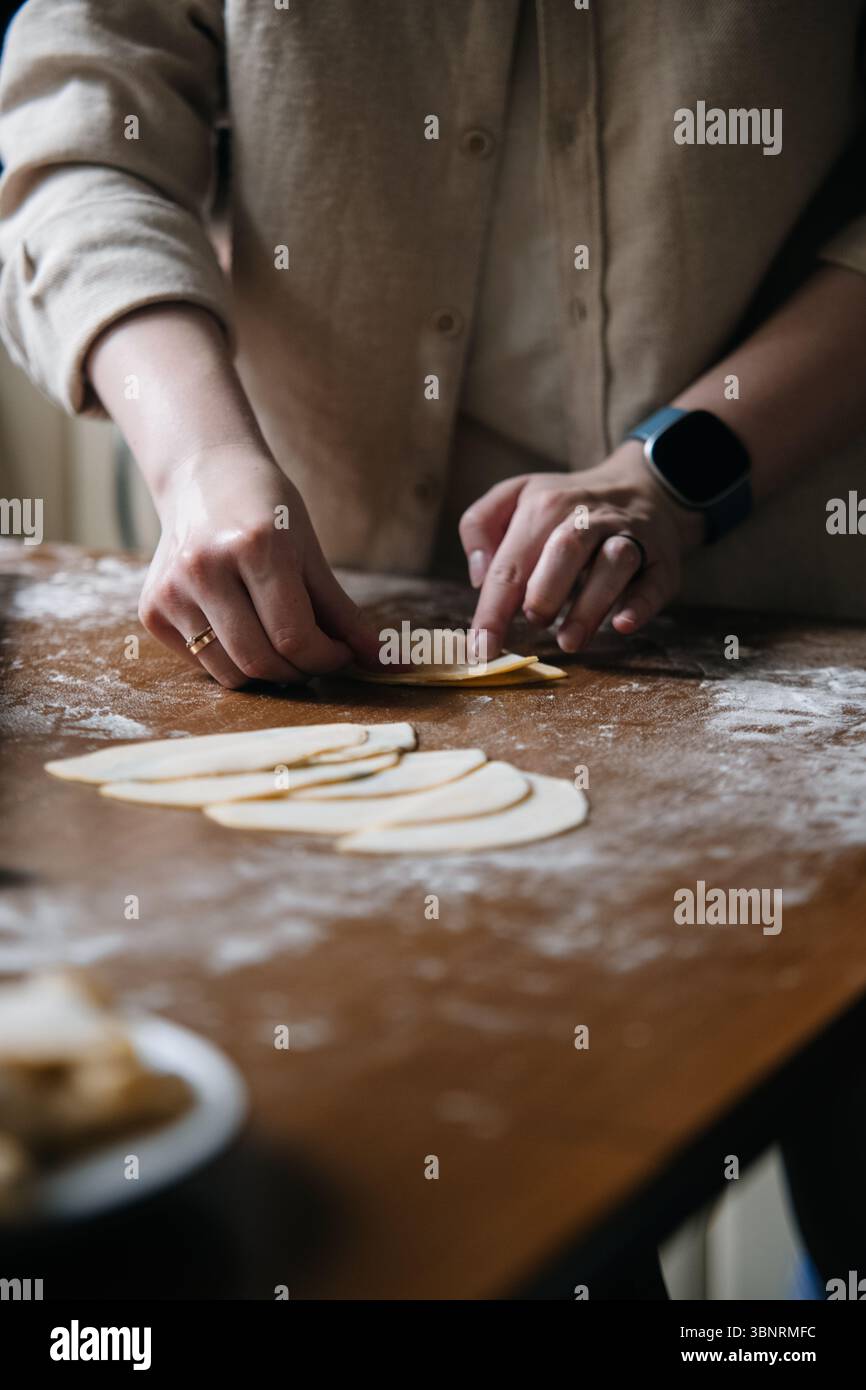 Ravioli shaping process hi-res stock photography and images - Alamy