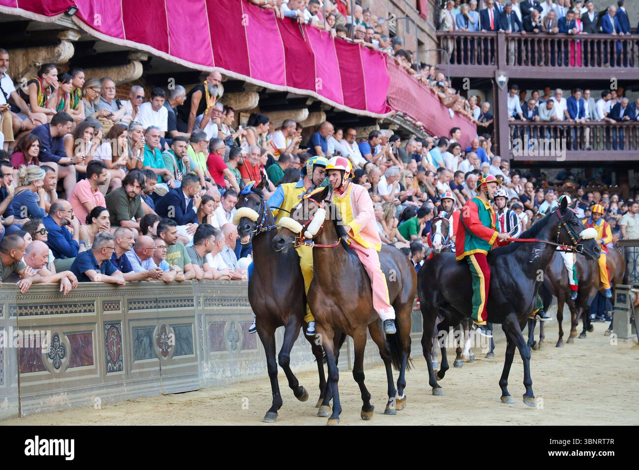 video palio di siena 2025