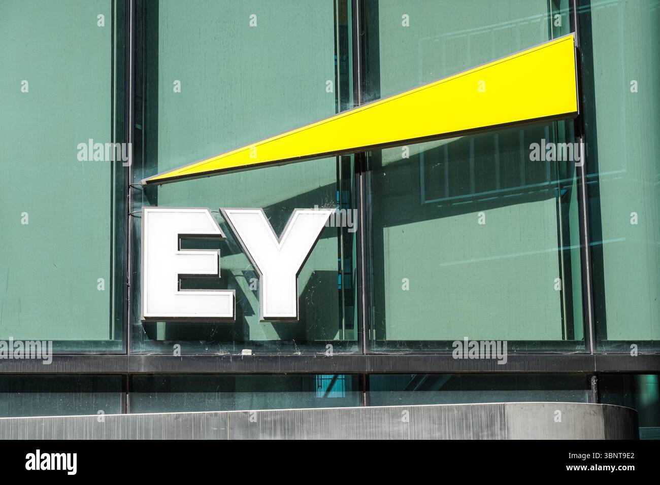 Ernst & Young offices in London, England United Kingdom UK Stock Photo