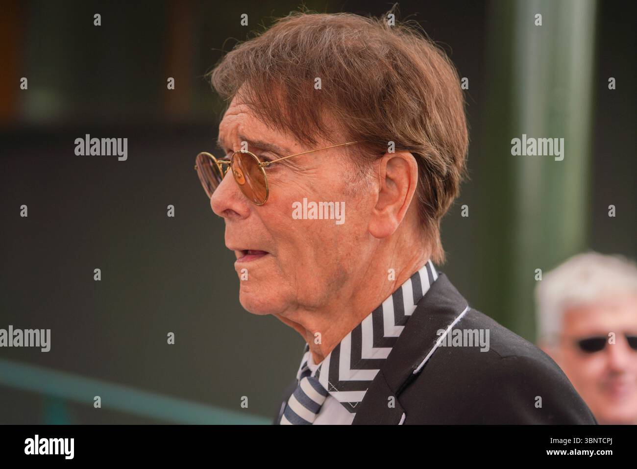 cliff-richard-wimbledon-2025-hi-res-stock-photography-and-images-alamy