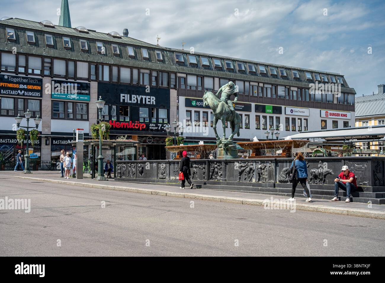 Stora Torget (main square) with the iconic sculpture of Folke Filbyter ...