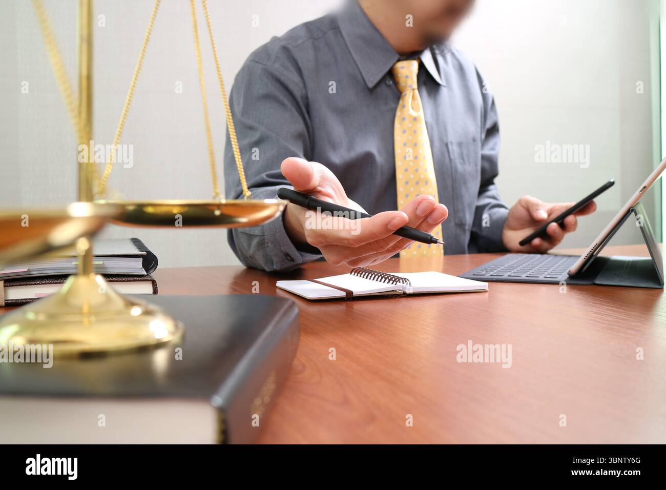 Judgeoffice hi-res stock photography and images - Alamy