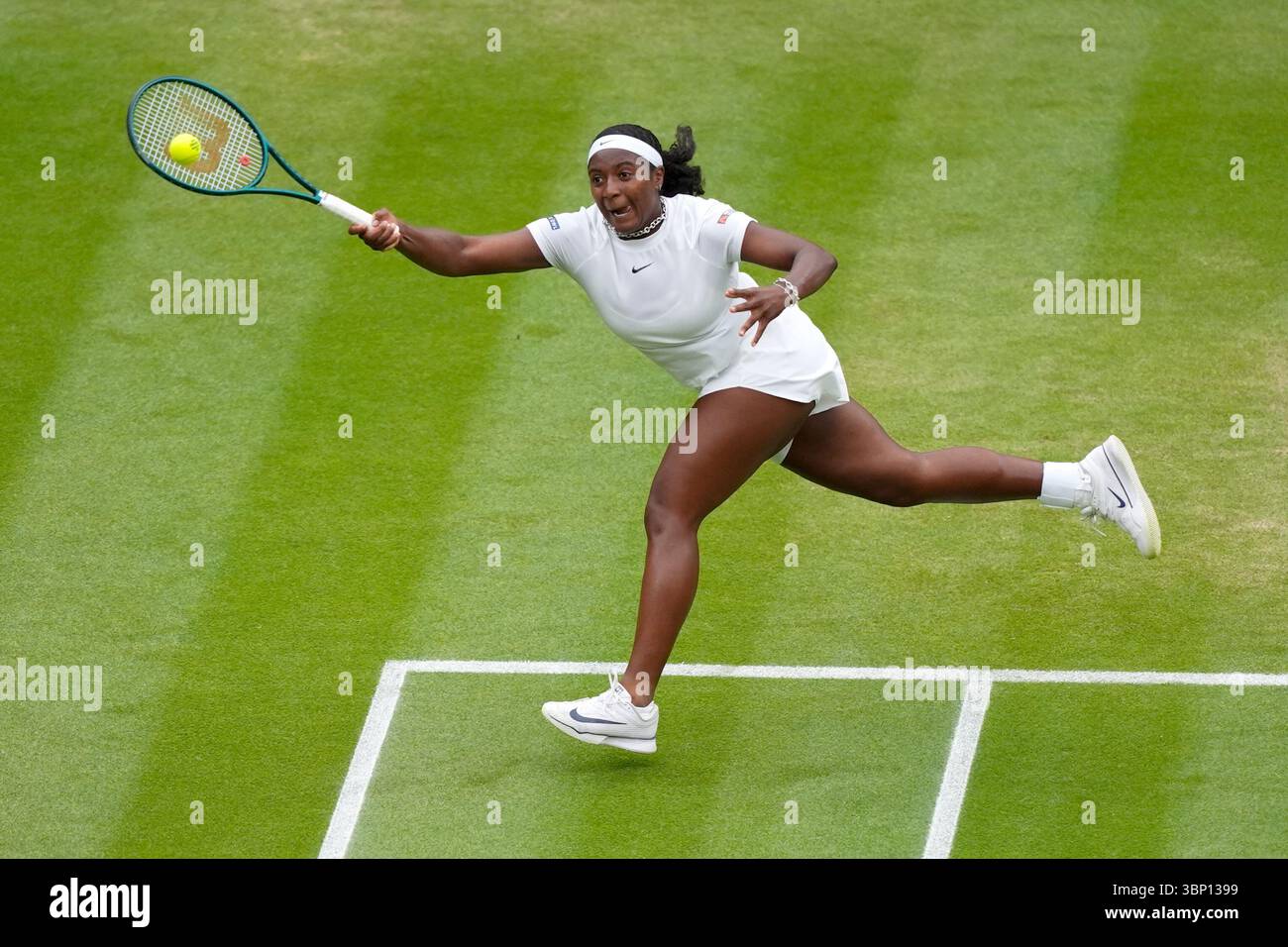 Hailey Baptiste during her Ladies' Singles match against Mirra Andreeva on day six of the 2025 Wimbledon Championships at the All England Lawn Tennis and Croquet Club, London. Picture date: Saturday July 5, 2025. Stock Photo
