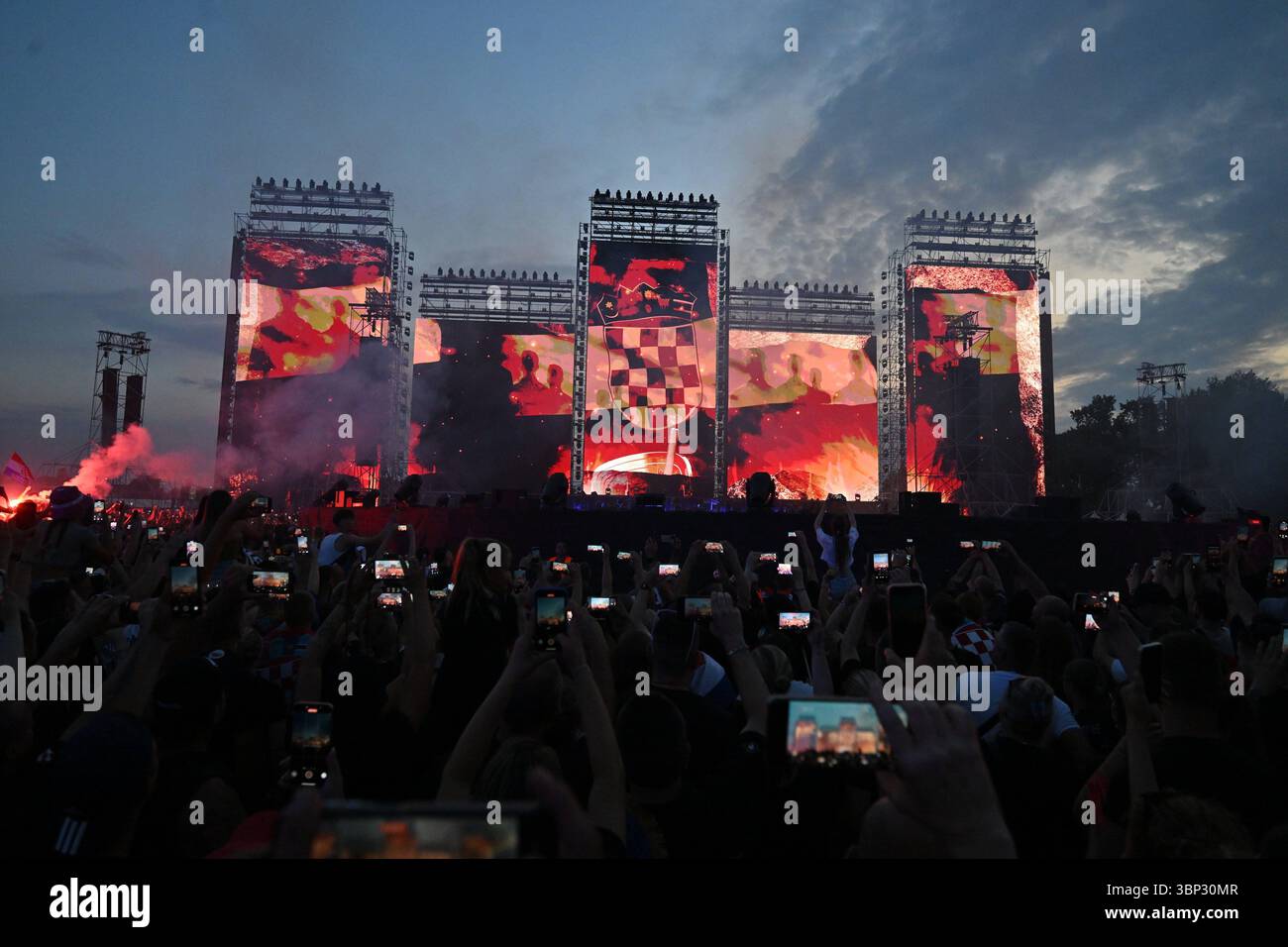 croatia-zagreb-050725-a-historic-concert-by-marko-perkovic-thompson