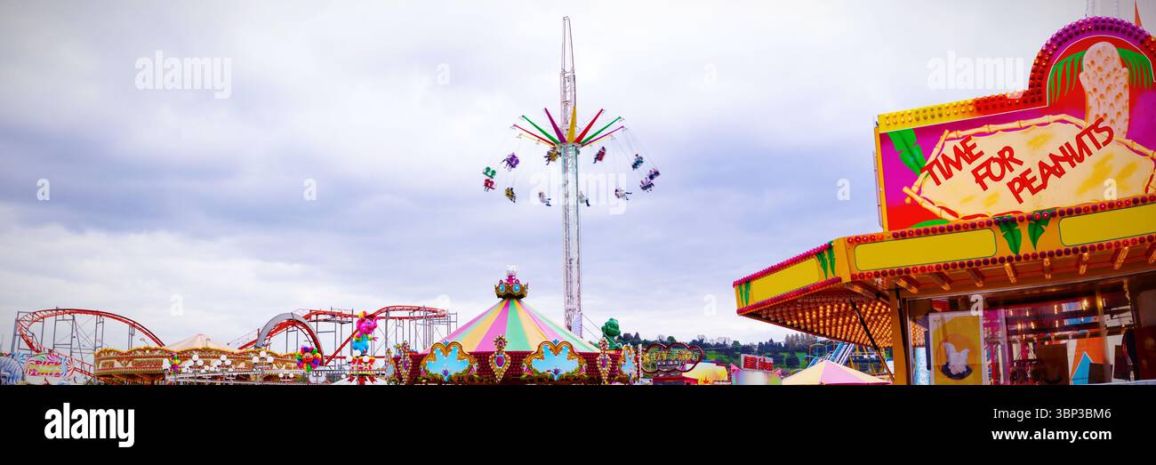 Fairground ride in amusement park Stock Photo - Alamy