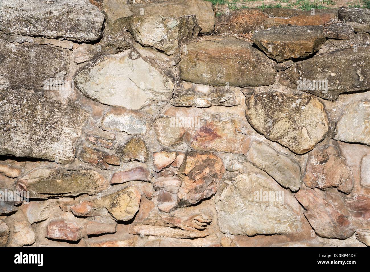 Backgrounds of the old stone wall. Old stone wall texture Stock Photo ...