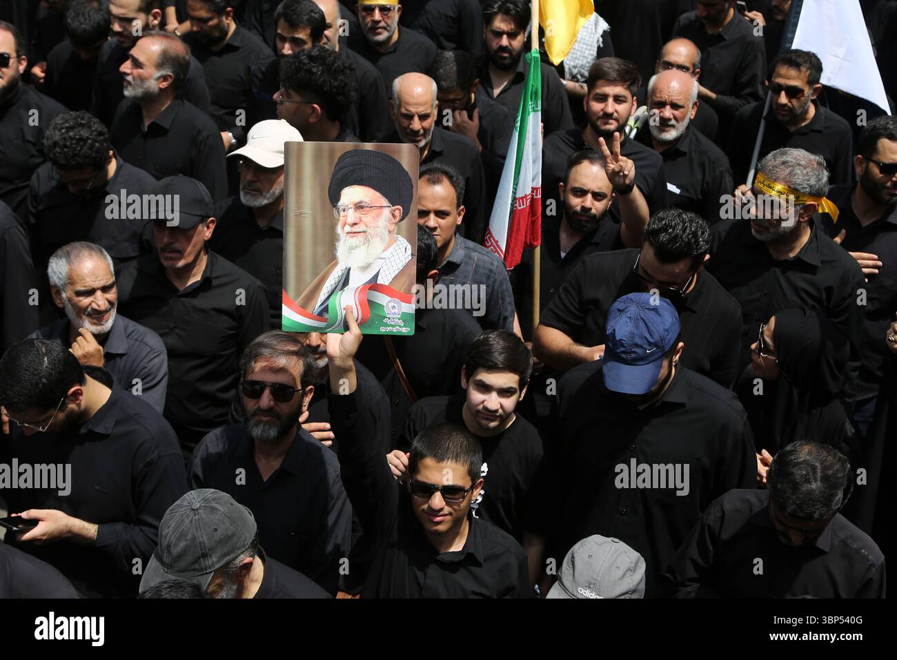 Khamenei Supporters (250706) -- TEHRAN, July 6, 2025 (Xinhua) -- People attend a rally in ...