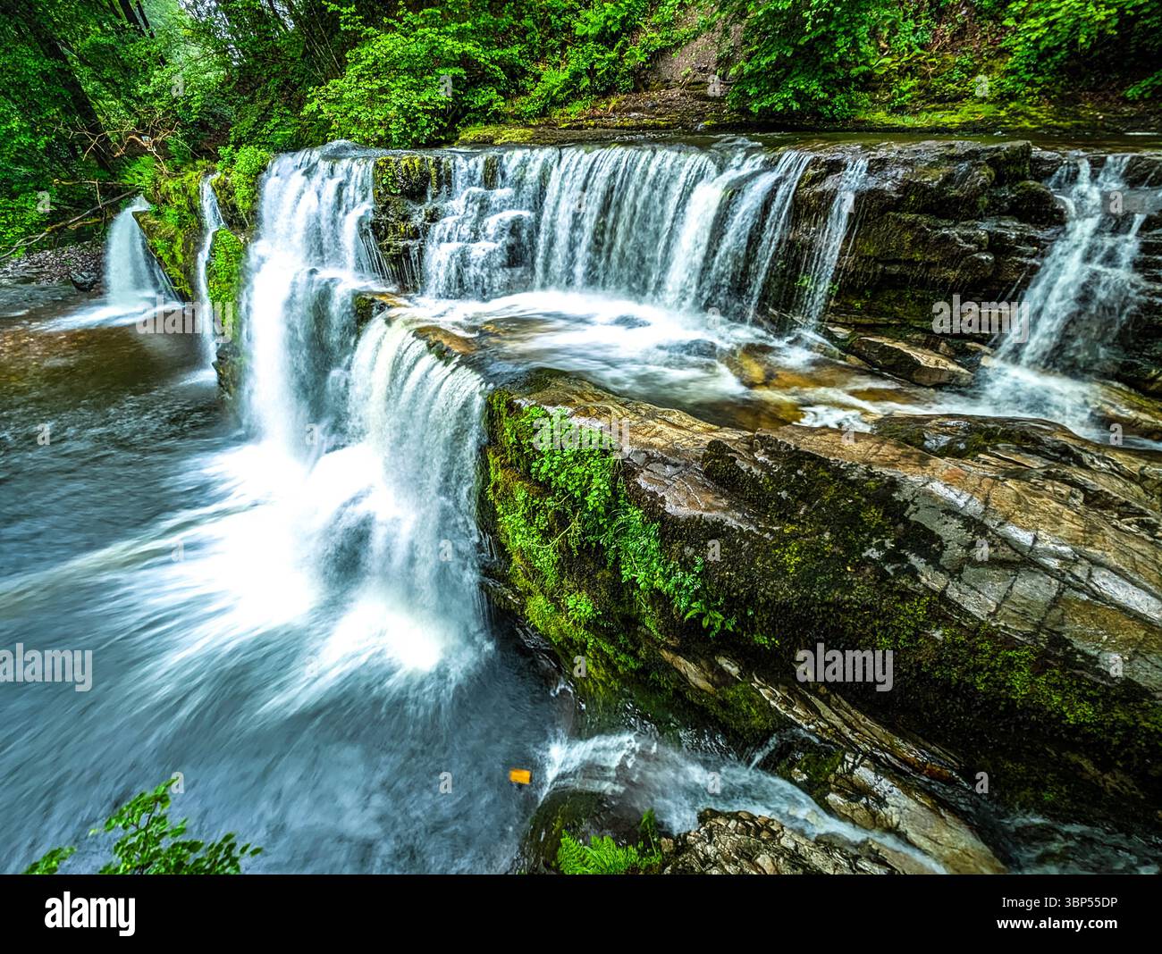 Long exposure Four Waterfalls walk, Waterfall Country, Brecon Beacons ...