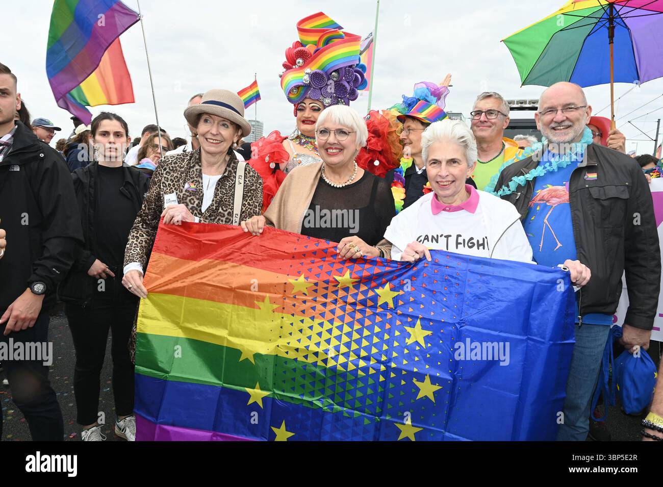 Politiker Henriette Reker, Claudia Roth, Marie-Agnes Strack-Zimmermann ...