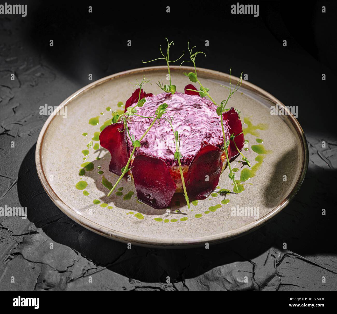 Deep Red Food Textured pattern of deep reds hi-res stock photography and images - Alamy