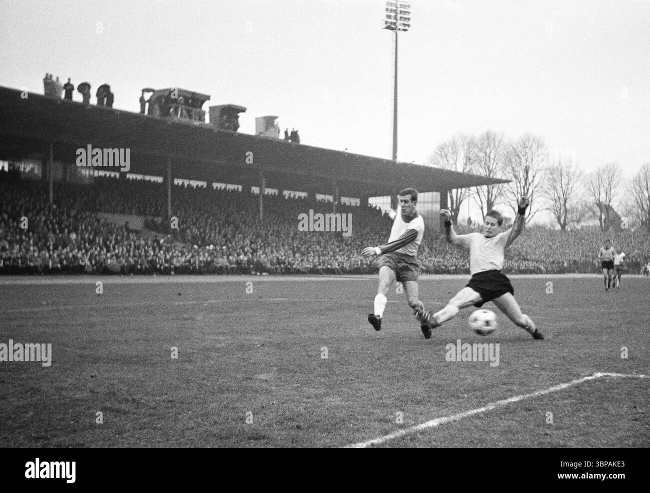 Erde 2 Black and White Stock Photos & Images - Alamy