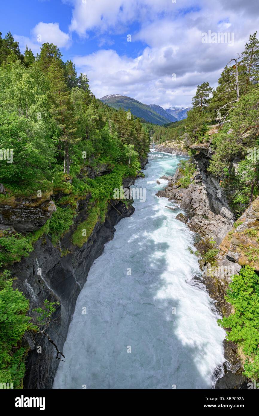 The powerful river Rauma at Slettafossen waterfall in Romsdalen (Möre ...