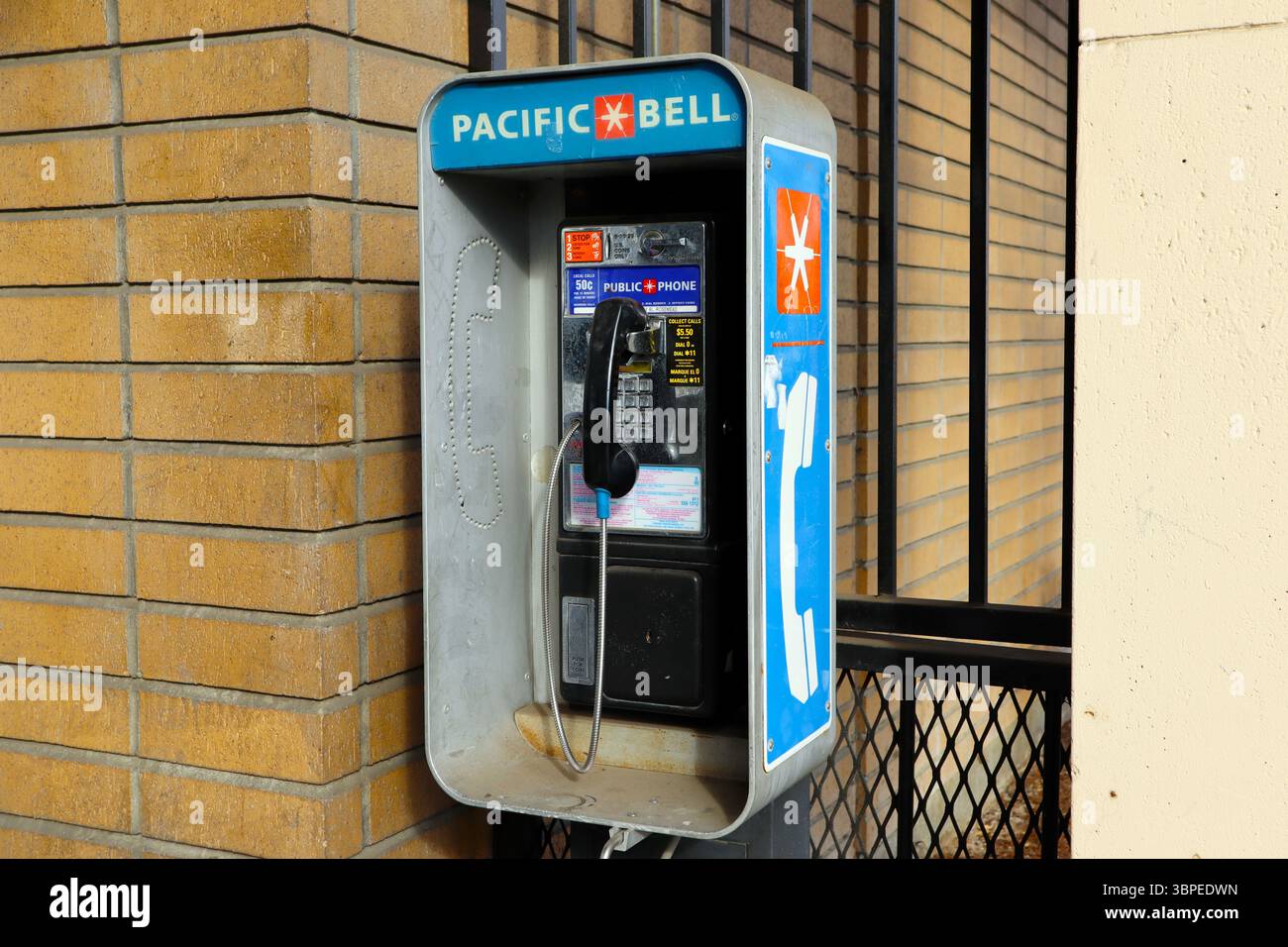 Pacific bell telephone company hi-res stock photography and images - Alamy