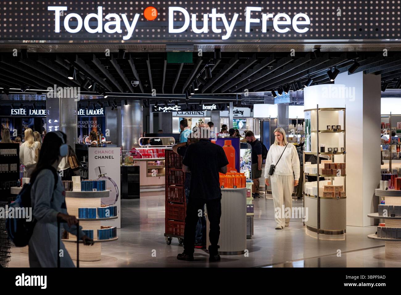 Schiphol area hi-res stock photography and images - Page 5