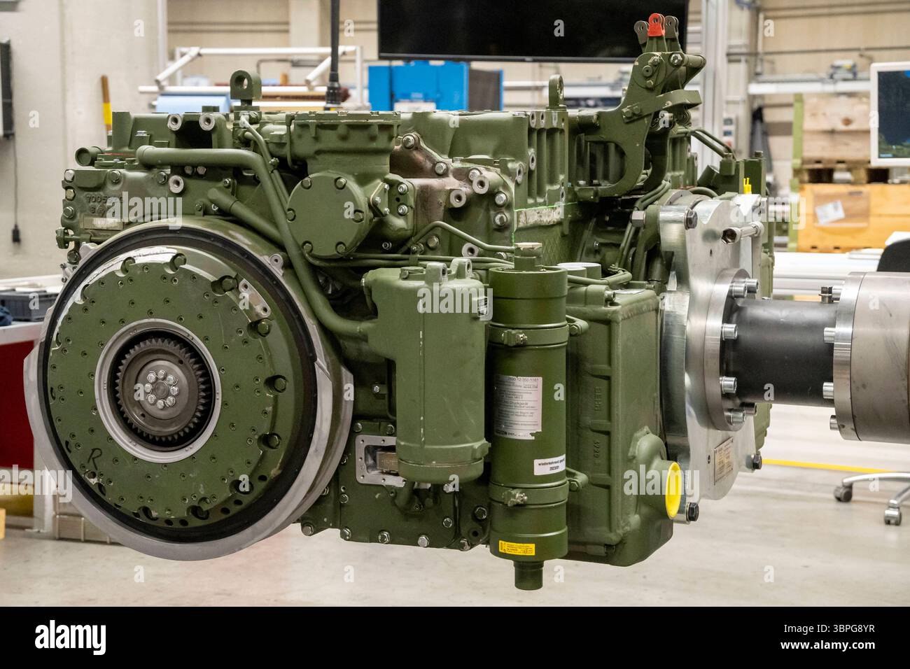 Renk hi-res stock photography and images - Page 6 - Alamy, image size:1300x956