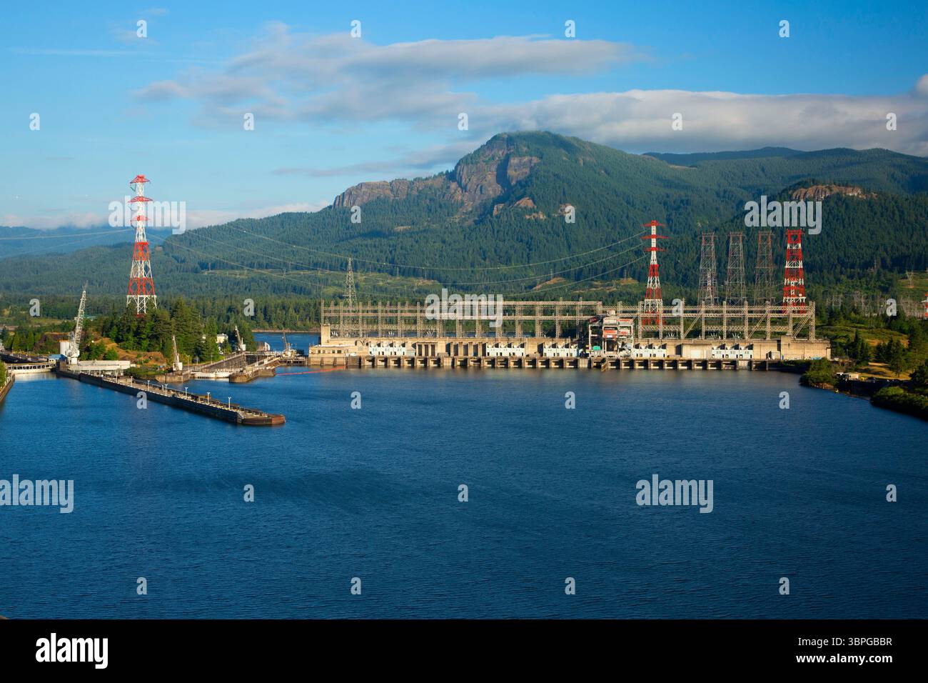 Bonneville Dam from Historic Columbia River Highway State Trail, Columbia River Gorge National Scenic Area, Oregon Stock Photo