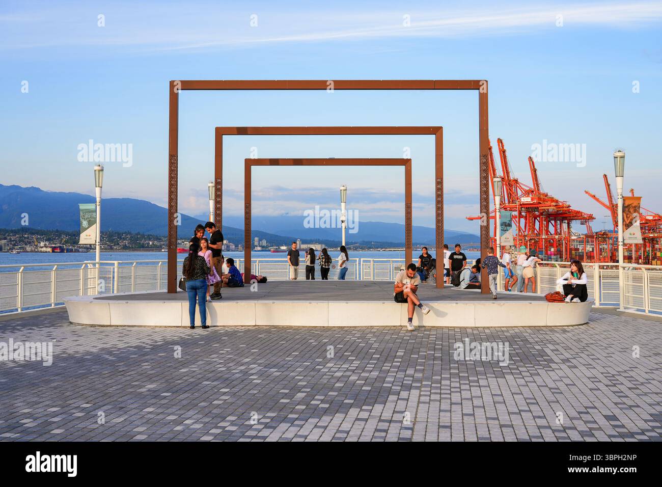 Esplanade at the tip of Canada Place, a Convention Centre and Cruise Ship Terminal on the Burrard Inlet in Downtown Vancouver, British Columbia, Canad Stock Photo