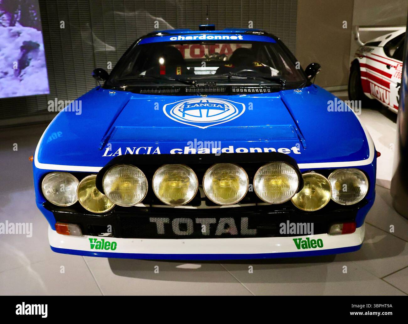 T09-C03 WRC公認 1/24 Lancia Rally 037 Alen-Kivimaki Tour de Corse 1983 ランチア ツール・ド・コルス 1/24 Lancia 037 Rally '1984 Tour de Corse Rally Winner