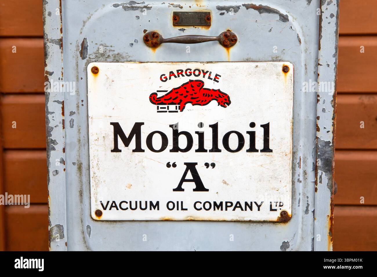 Gargoyle oil hi-res stock photography and images - Alamy
