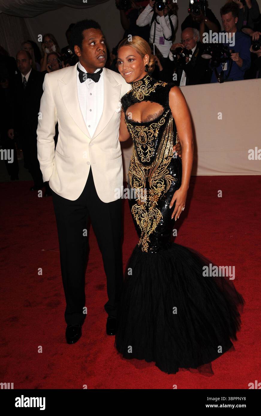 Beyoncé's 43rd Birthday and Music Career Achievements, image size:871x1390