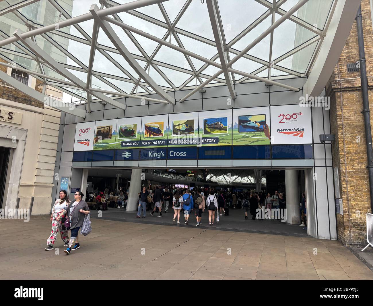LONDON KINGSCROSS STATION ENTRANCE 200th ANNIVERSARY - Smartphone Captured Stock Image