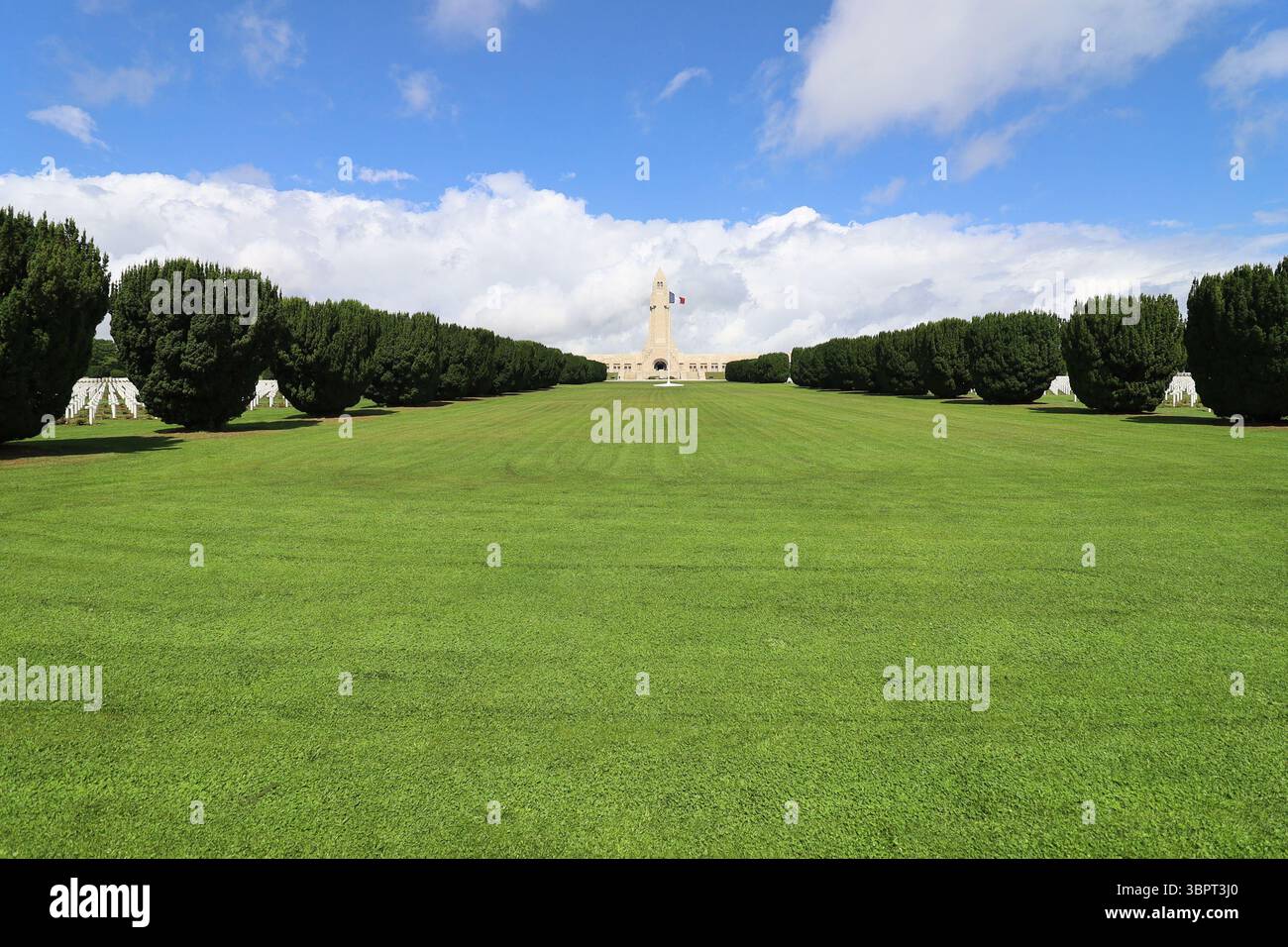 Douaumont Military Cemetery, soldiers killed at the Battle of Verdun, Fleury devant Douaumont, Meuse department, France Stock Photo