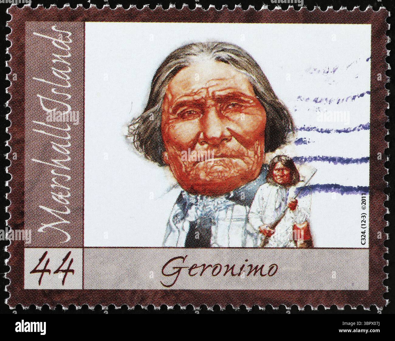 Historical native american life hi-res stock photography and images - Alamy