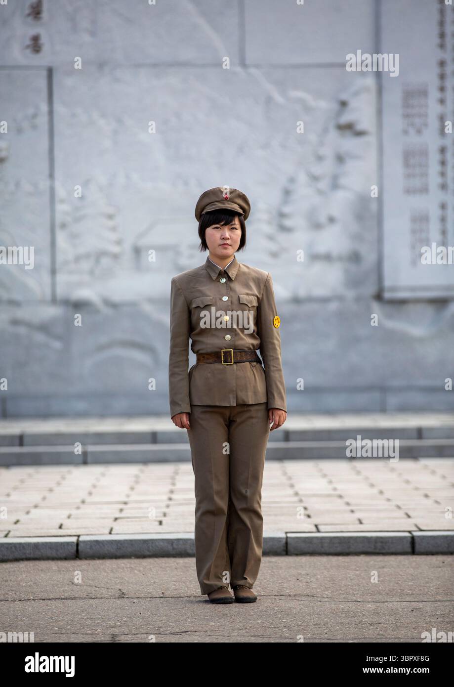 North korean army woman hi-res stock photography and images - Alamy