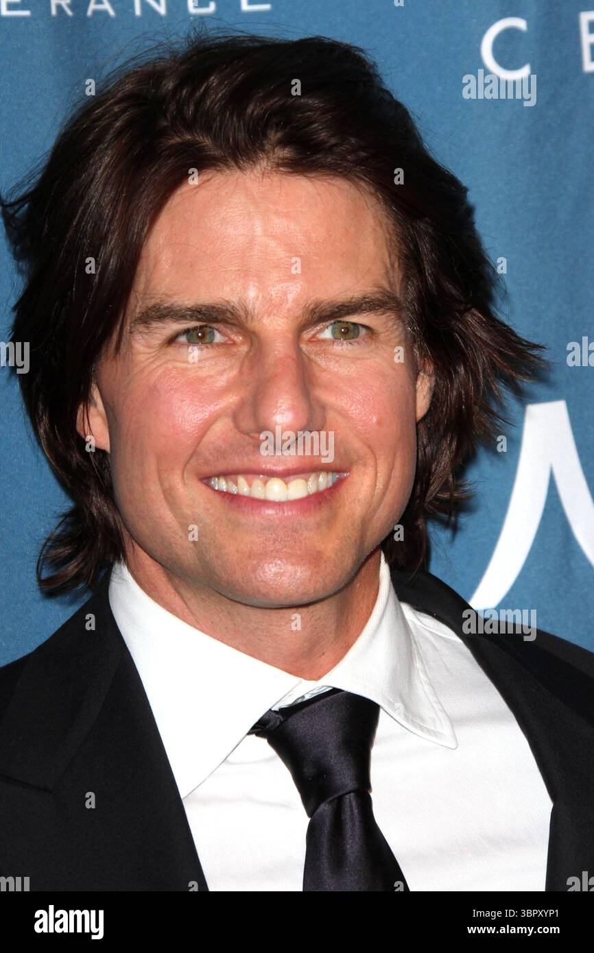 Tom Cruise at the The Simon Wiesenthal Center honoring Tom Cruise in ...
