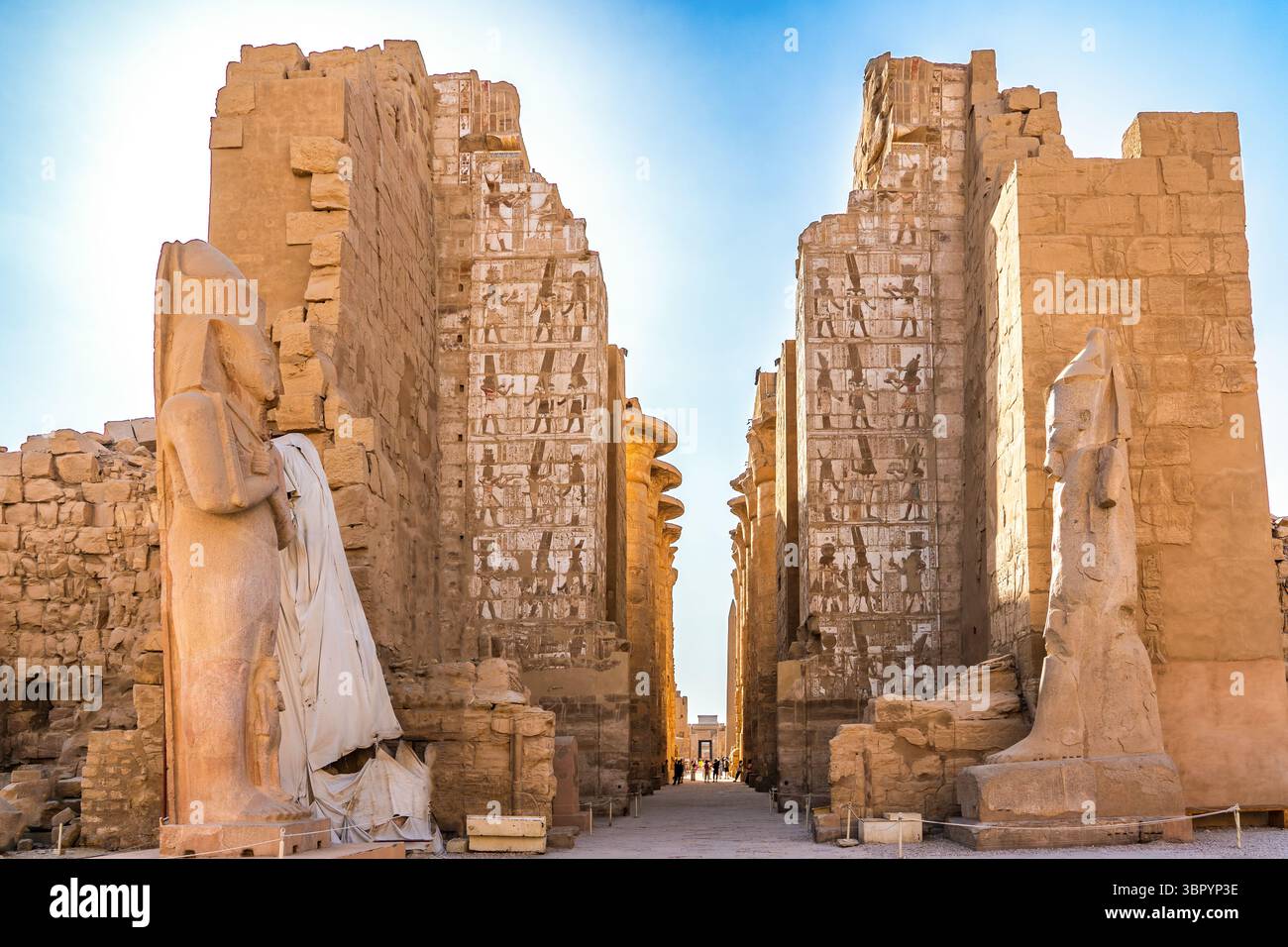 Second pillar and entrance to the large hypostyle hall. Karnak Temple Complex, Luxor Stock Photo