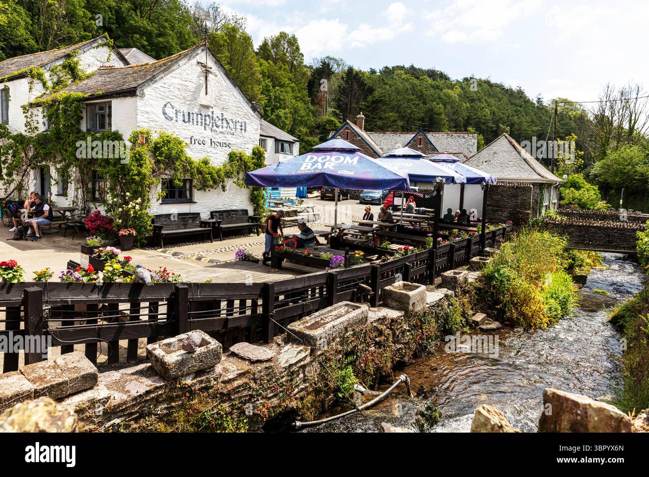Crumplehorn inn polperro hi-res stock photography and images - Alamy