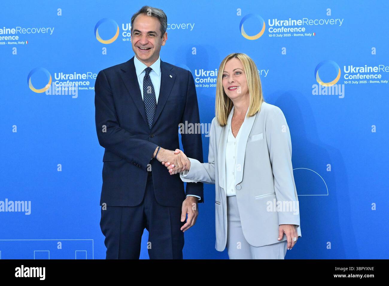 Kyriakos Mitsotakis, Prime Minister of Greece and Giorgia Meloni ...