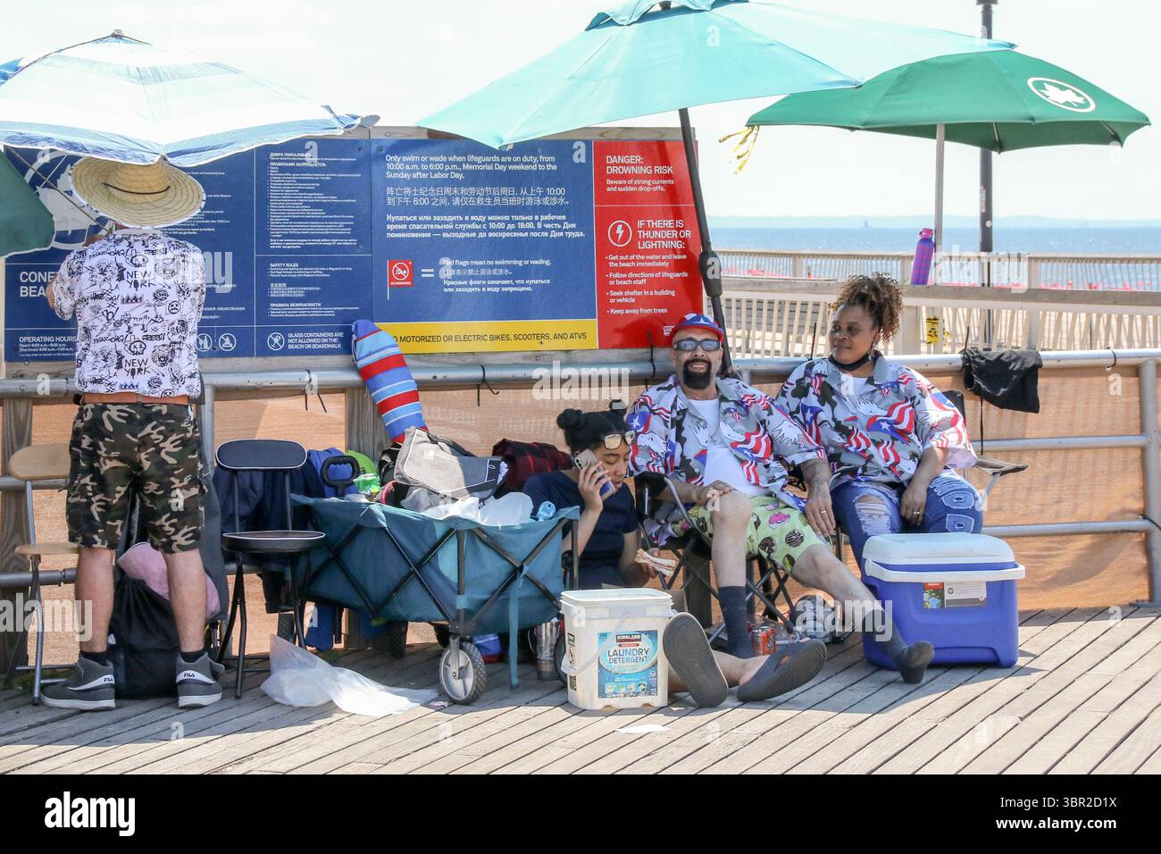 Riegelmann Boardwalk at Coney Island, Brooklyn Stock Photo - Alamy