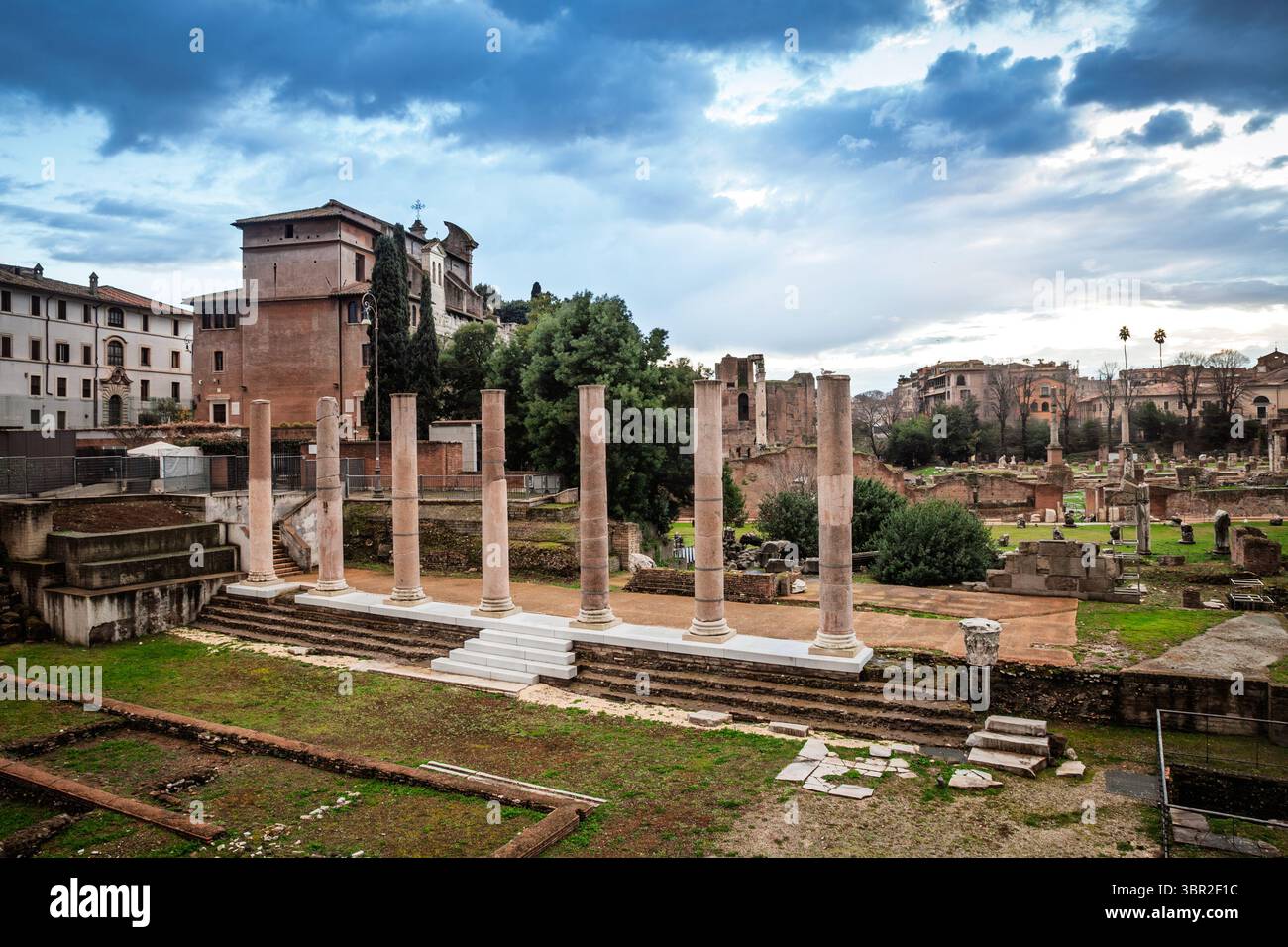 Wide aerial view of the Roman Forum (foro romano) ruins in Rome with ...