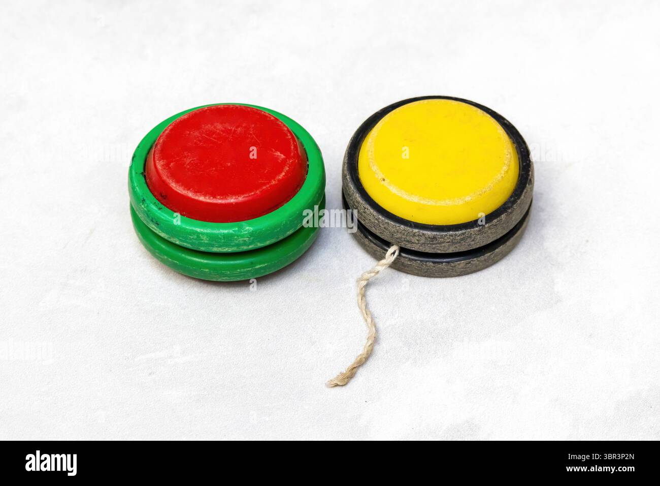 Yoyo vintage hi-res stock photography and images - Alamy