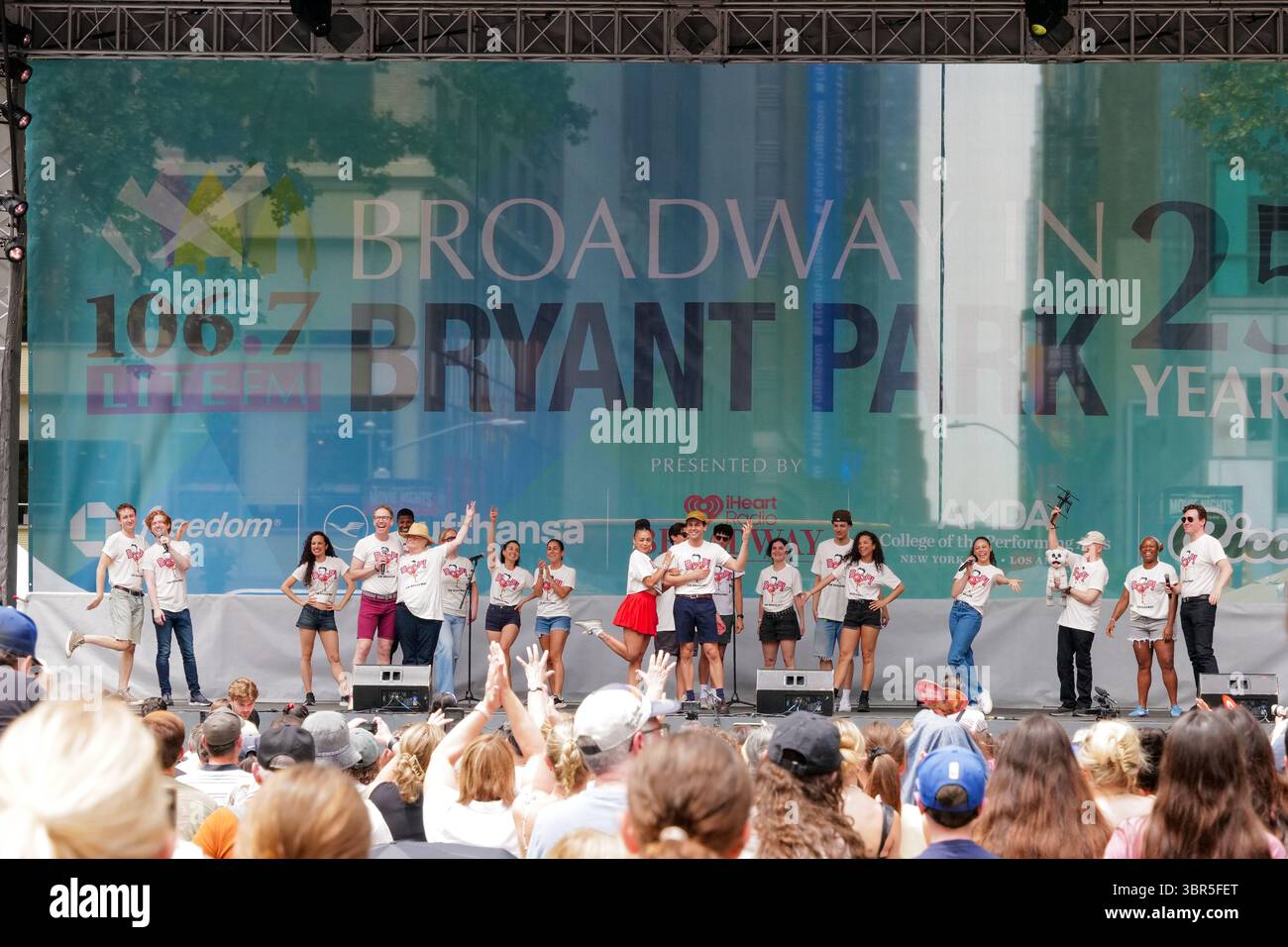 Cast performs highlights from 