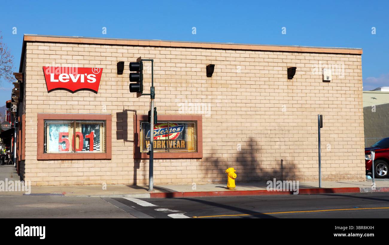 Levi's Store with Levi's Storefront Display Featuring Iconic 501 Jeans ...