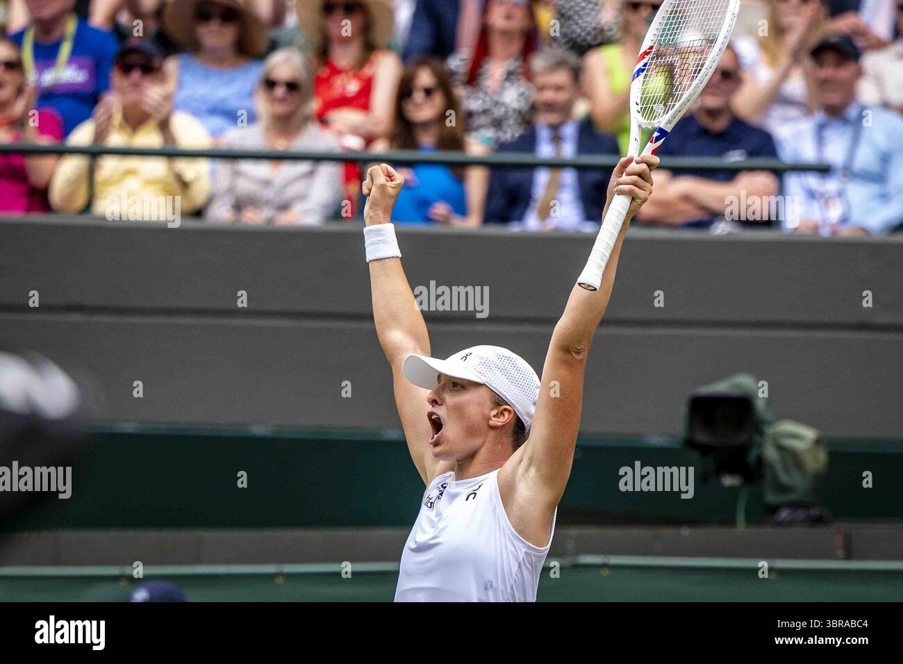 What is Alexander Zverev's record at Wimbledon?