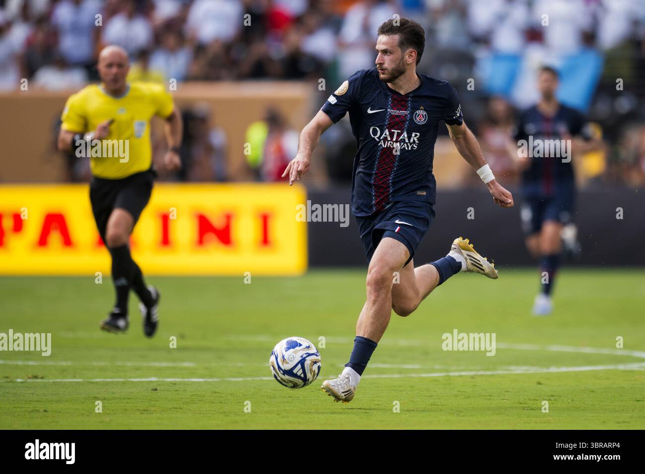 Khvicha Kvaratskhelia of Paris Saint-Germain FC in action during the ...