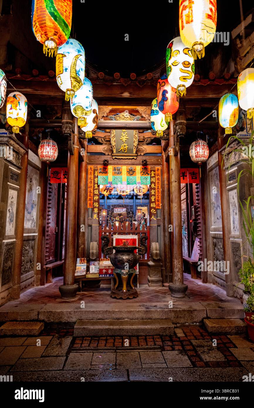 ainan, Taiwan – Jun 29, 2025: Jinhua Temple, a historic temple on Shennong Street, features traditional architecture and honors Guan Yu and the Three Stock Photo