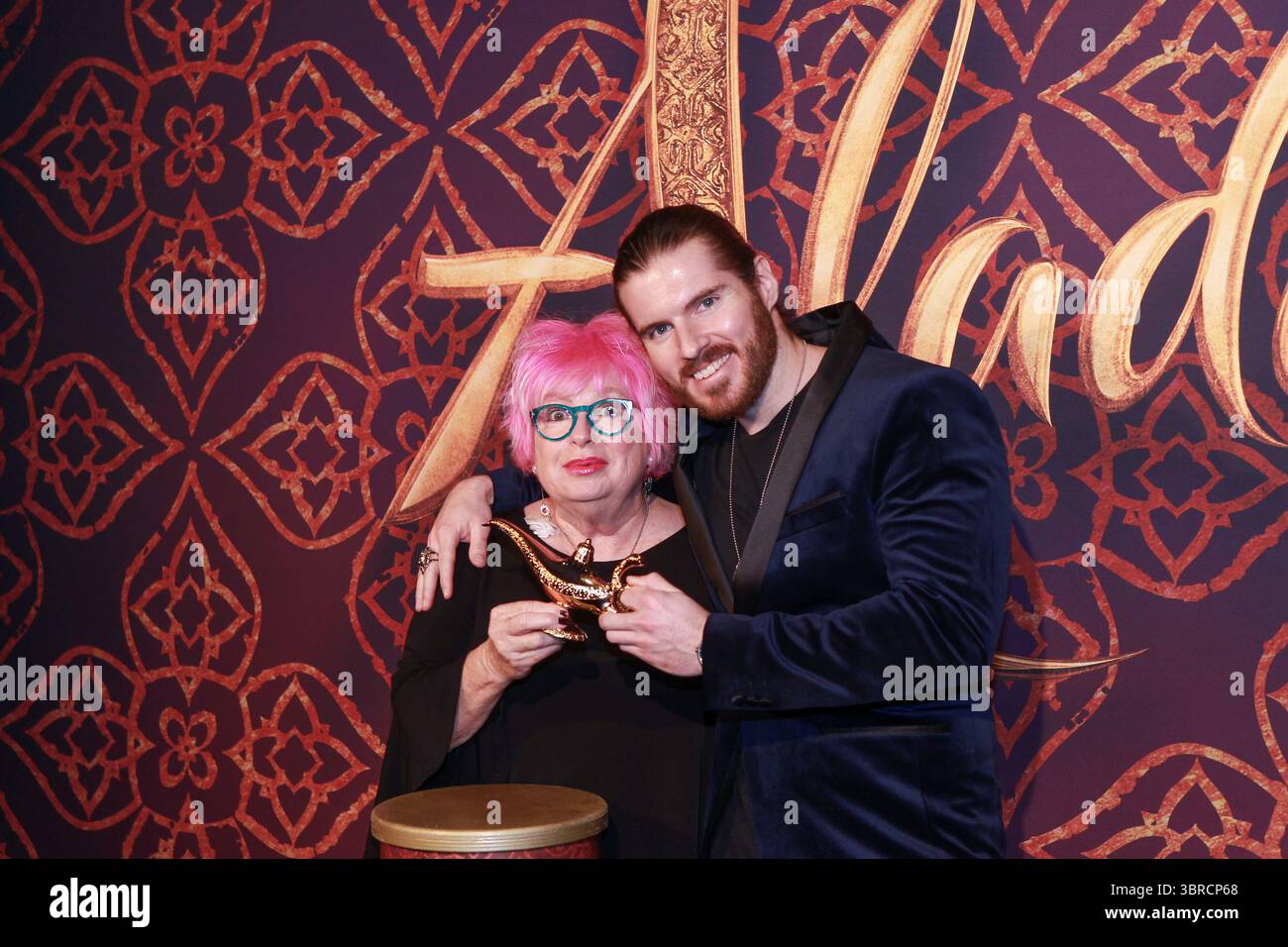 Kristine Stanley, Chris Stanley walk the red carpet for Disney’s Aladdin premiere, Event Cinemas Sydney Stock Photo