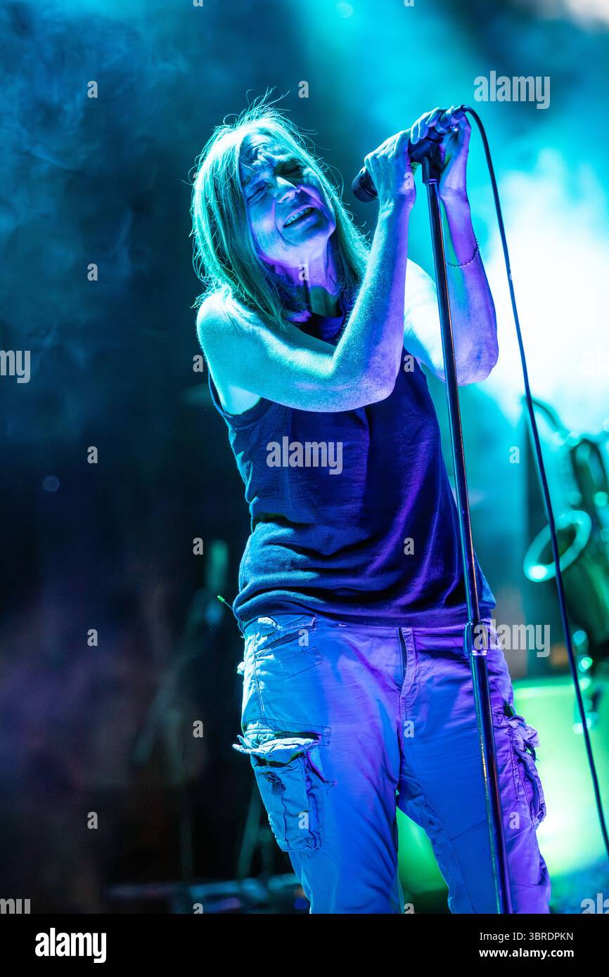 Milan Italy. 11th jul 2025. The English singer songwriter BETH GIBBONS ...