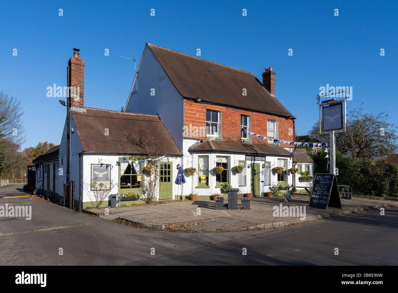 The Derby Inn, Bartley Heath, Hook, Hampshire, England, UK Stock Photo