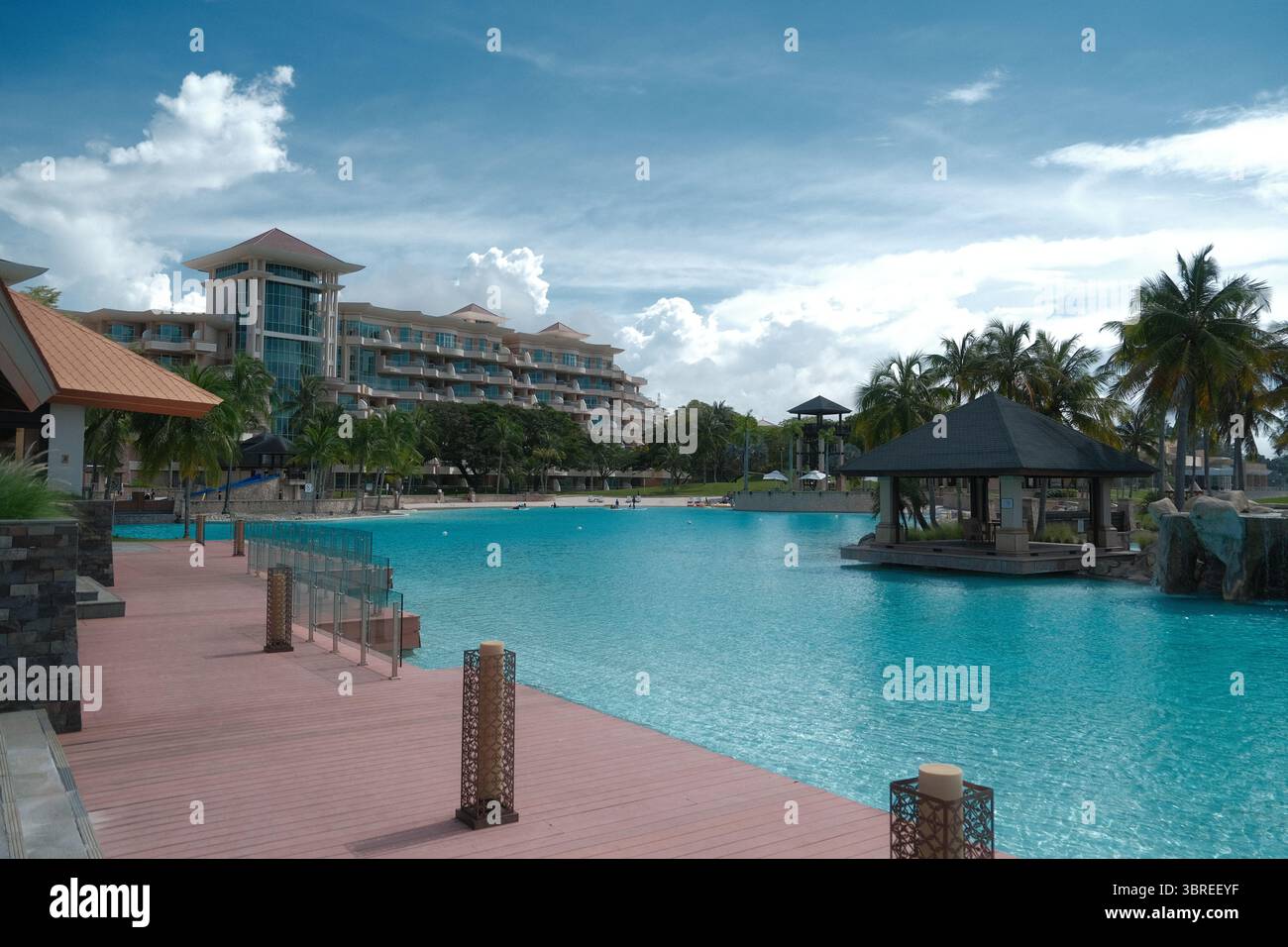 Discover the hidden gem of Southeast Asia – Brunei From golden domes to ...