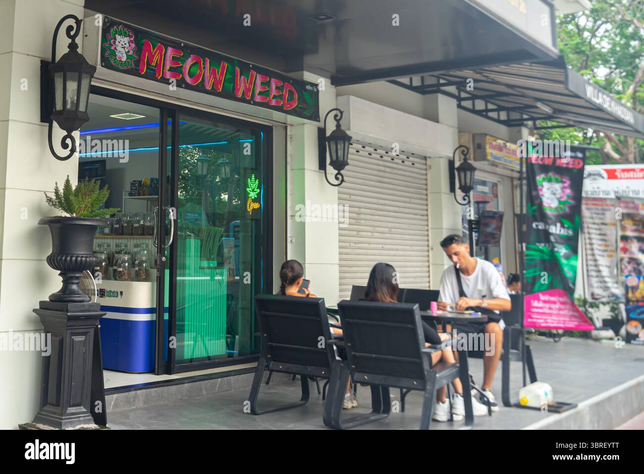 Cannabis lounge hi-res stock photography and images - Alamy