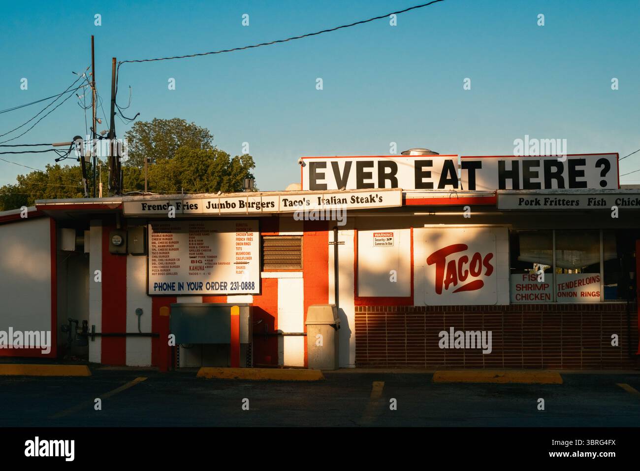 Humdinger Drive Inn Humdinger hi-res stock photography and images - Alamy